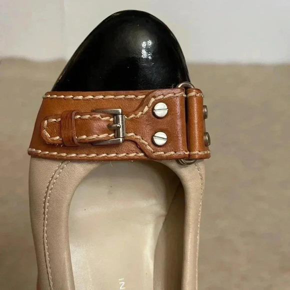AGL Attilio Giusti Leombruni Italy Leather Camel
Black Cap Toe Pumps size EU 36 - Picture 12 of 13